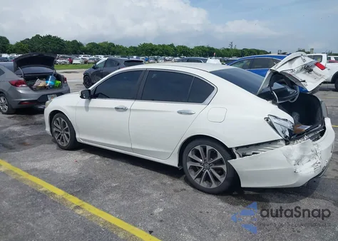 2015 Honda Accord Sport z USA, uszkodzony, nr VIN 1HGCR2F50FA080793